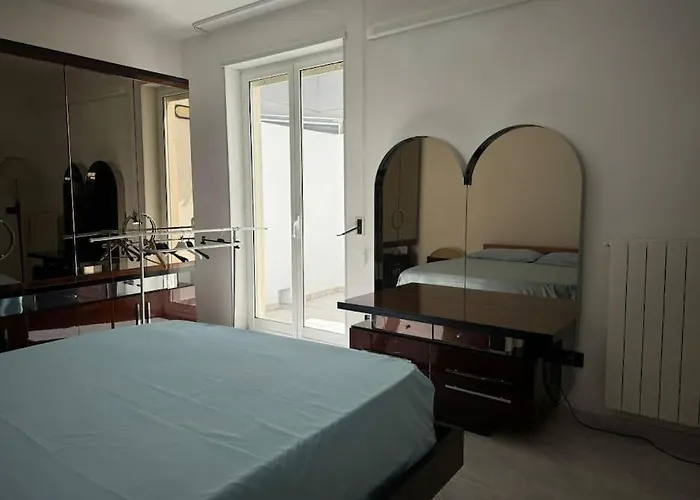 Polisnea Polignano a Mare